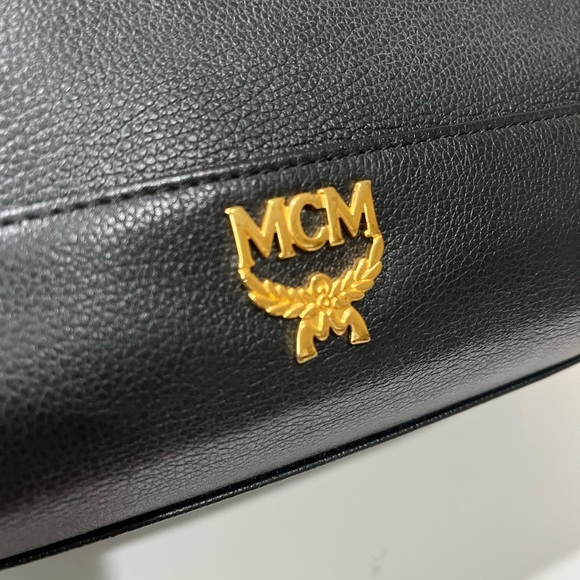 MCM BLACK LEATHER HANDBAG - Picture 9 of 14